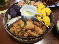 -黄桷树曹家私房菜(江与城店)
