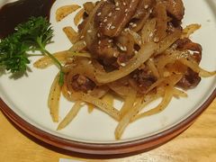 -枝魯枝魯自助料理