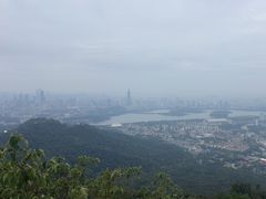 -紫金山山顶公园