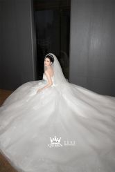 点击看大图 -艾拉·女王婚纱礼服馆