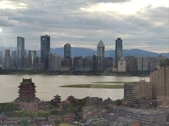 -东方豪景花园酒店·怡景旋转餐厅