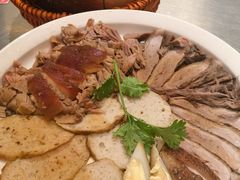 -潮界(LU·ONE凯德晶萃广场店)