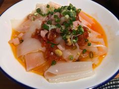 -野山舂·贵州现舂酸汤火锅(鸿通城店)