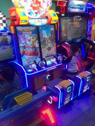 -LuckyStar幸运星家庭娱乐中心(东莞国贸店)