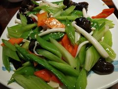 荷塘小炒-惠宾饭庄(中山路店)