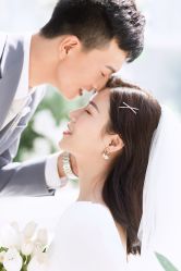 -雪中彩影婚纱摄影·微光艺术中心