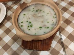 w皮蛋瘦肉粥-新大咀港式茶餐厅(宝山万达店)