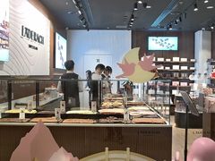 -Laderach 莱德拉(上海环贸iapm店)