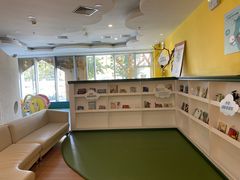-乐融婴幼儿成长中心(四季青校区)