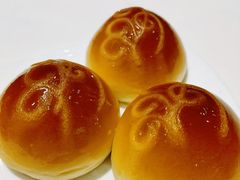 香喷喷流沙包-凤凰楼酒家·粤宴点心(华强北店)