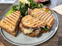 超级牛肉帕尼尼-O'mills Sourdough Bakery&Bistro(永嘉路店)