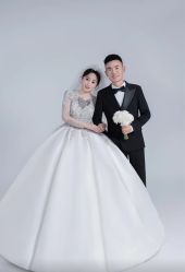 -雅云婚纱摄影工作室旗舰店