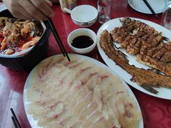 -回头客餐厅·家的味道农家菜·虹鳟鱼·铁锅炖(雁栖湖店)
