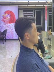 -藤野造型烫发染发