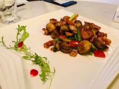 蘑菇炒肉-周三的情书花园餐厅(江北店)