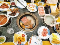 -锤头鲨毛肚海鲜烤肉自助餐厅(国购广场店)