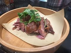-川流不息·地道川菜·小龙虾(新松江路店)