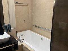 -广州天河希尔顿酒店