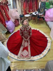 -NaNa婚纱礼服馆