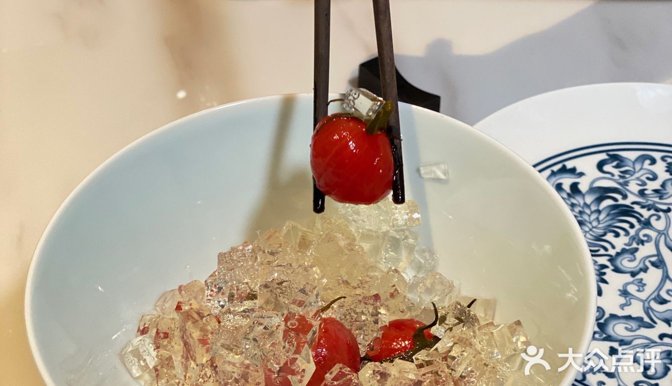 超有情调的湘菜馆，辣味很地道｜子小馆·湘