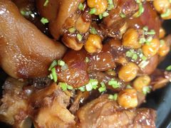 红烧猪蹄-尚一汤·粤菜海鲜(环球港店)