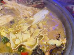 -令狐冲·炭烤活鱼(宝龙店)