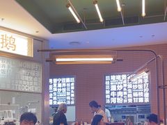 -潮界(LU·ONE凯德晶萃广场店)