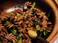 -八府香鸭·啫啫煲(华山路店)