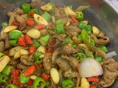 -湖南人家湘菜馆(镇江路店)