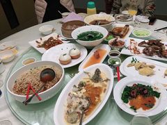 -金时代顺风大酒店(临港百联店)