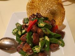 秋葵榄菜炒牛柳粒-利苑酒家(宜安广场店)