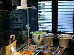 -CowCow其其·牛杂咖啡公司(六运店)