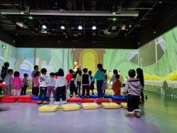 -小鸡哆哆故事屋·儿童乐园(嘉里城店)