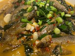 -头上红煨盐鸡·非遗院子餐厅