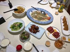 -顺峰海鲜酒楼(省府店)