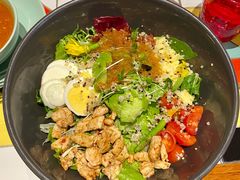 牛油果鸡肉沙拉-彼德西餐厅(凯德广场新南店)