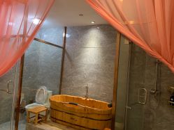 -苑苑vbeauty科技美容SPA