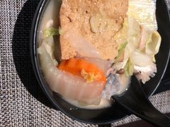胶原蛋白三文鱼头锅-山上下日本料理(万象城店)