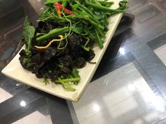 -牛壹品牛肉拉面(东风路店)