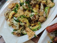 -华村烧烤(翠湖天地店)