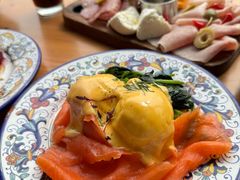 三文鱼班尼迪克-Alimentari早午餐(安福路店)