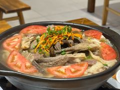 -乡土特色.冷锅鱼.牦牛肉汤锅