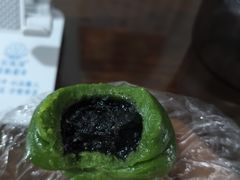 芝麻青团-穆桂英美食(南禅寺店)