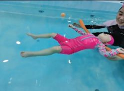 点击看大图 -鱼乐贝贝婴幼儿水育馆(星汇广场店)