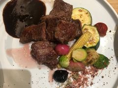 -杏荟旋转餐厅(广州爱群店)