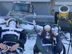 -采薇庄园四季滑雪场