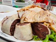 -鸿运美食府