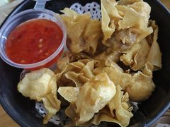 炸三料云吞-放鸡岛之美食
