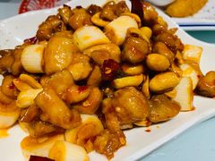 宫保鸡腿肉-吉祥春饼·烤鸭(国贸店)