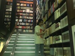 -新华书店(新街口旗舰店)